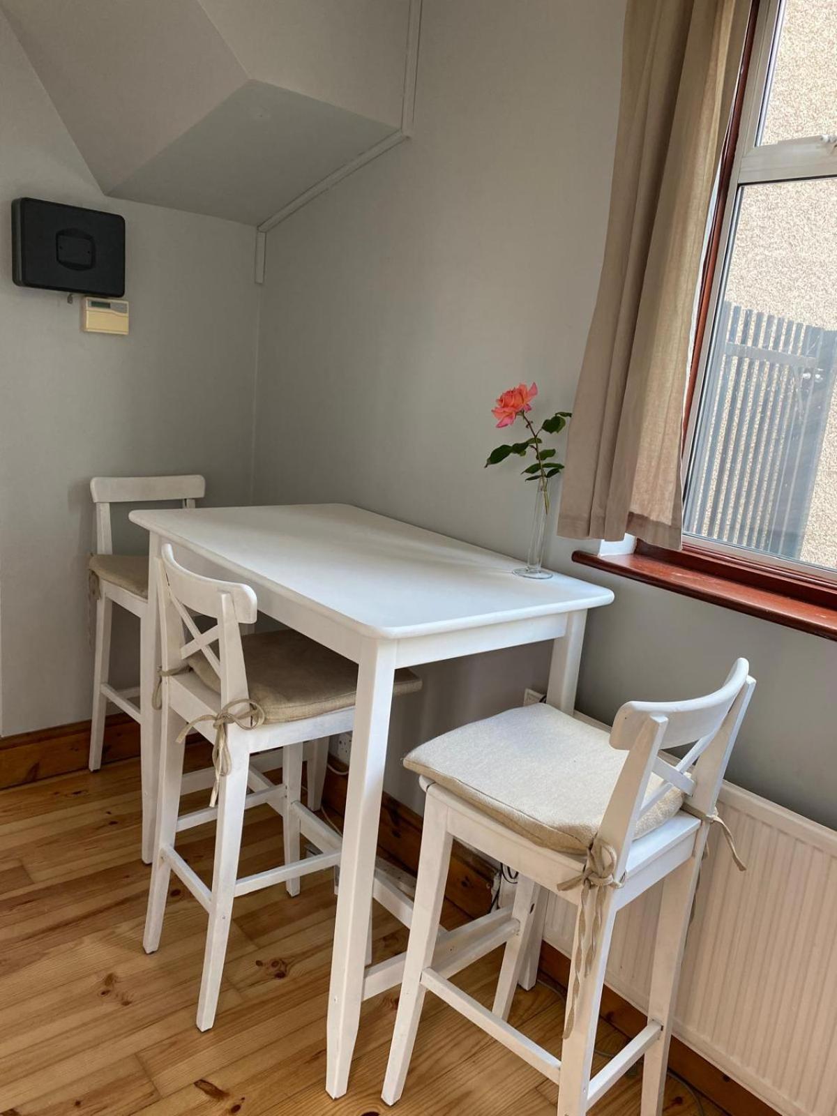 Lovely Rooms In West London Northolt  Extérieur photo