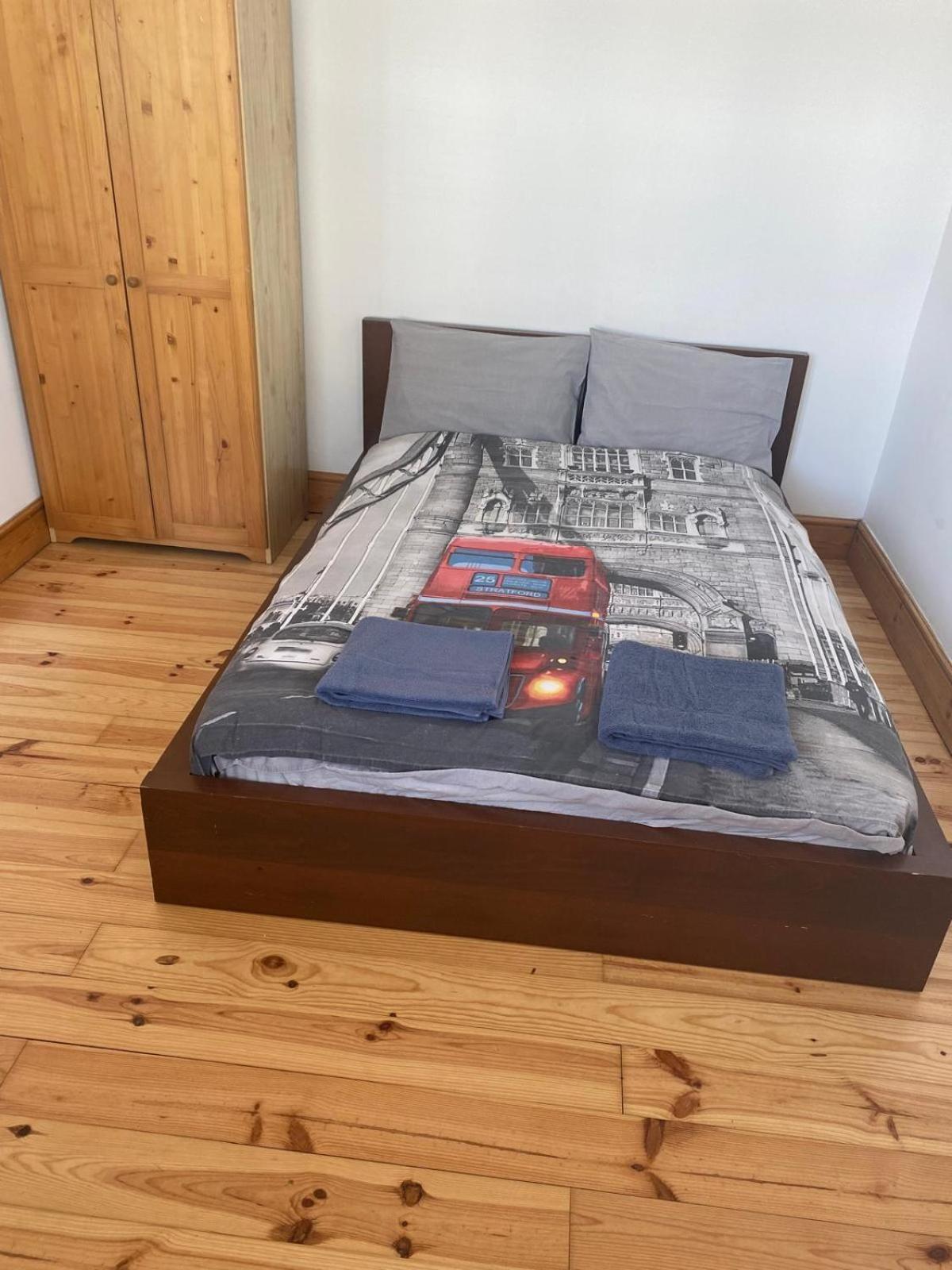 Lovely Rooms In West London Northolt  Extérieur photo